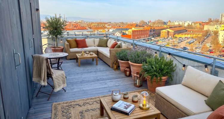 Loft-Penthouse et son Rooftop à 360°, à la frontière en France image 1