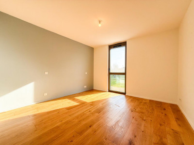 En France, Village-Neuf : Appartement 4 Pièces de Standing image 5