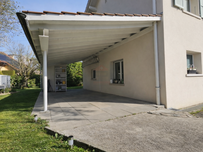 Élégante villa familiale avec grand jardin plat et fort potentiel à Founex image 3