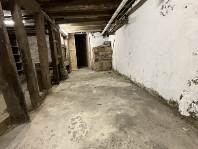 Local dépôt / atelier de 25 m² avec électricité image 6