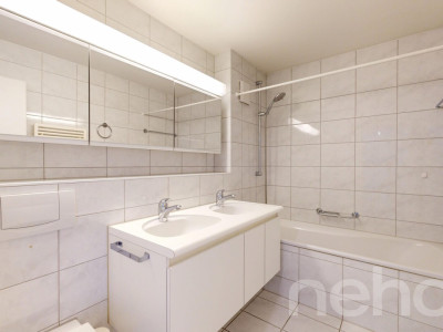 Helle 4.5-Zimmer-Wohnung mit Südbalkon in Volketswil image 8