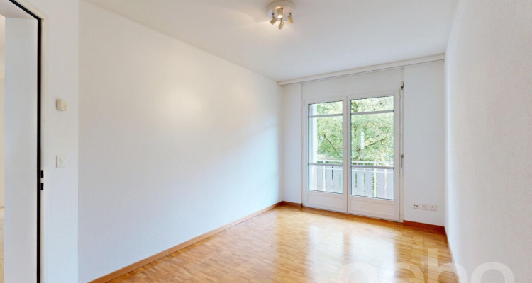 Helle 4.5-Zimmer-Wohnung mit Südbalkon in Volketswil image 7