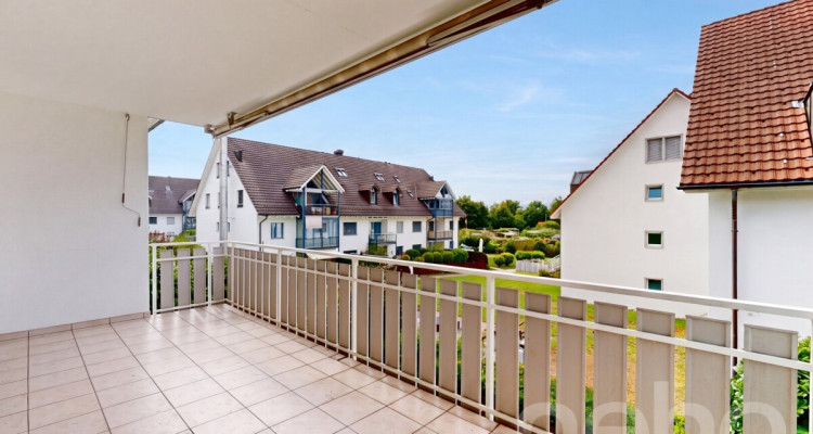 Helle 4.5-Zimmer-Wohnung mit Südbalkon in Volketswil image 10