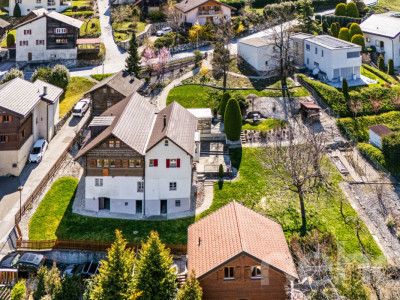 Ensemble immobilier d?exception Maison darchitecte + Raccard + locaux image 1
