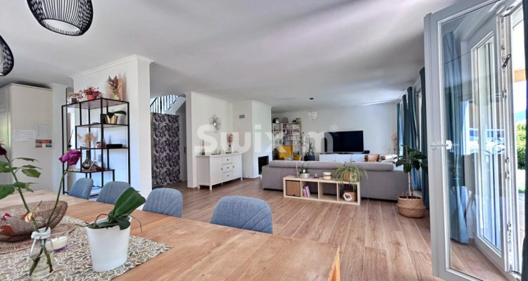 Location courte durée, Villa meublée 5.5 pièces  ! Coup de coeur assuré ! image 4
