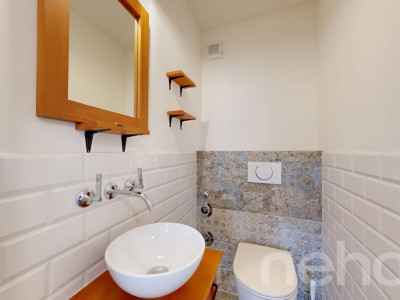 Renovierte 3.5-Zimmer-Wohnung mit Balkon und Garten in Oberwil image 8