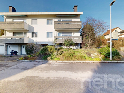Renovierte 3.5-Zimmer-Wohnung mit Balkon und Garten in Oberwil image 11