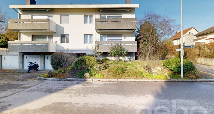 Renovierte 3.5-Zimmer-Wohnung mit Balkon und Garten in Oberwil image 11
