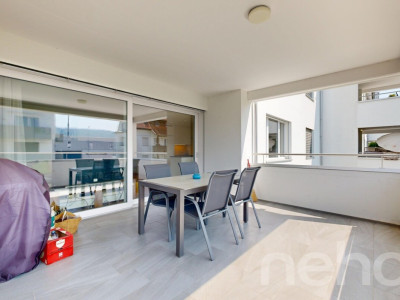 Gepflegte 4.5-Zimmer WHG mit grosszügigem Balkon und zwei TG-Plätzen image 5