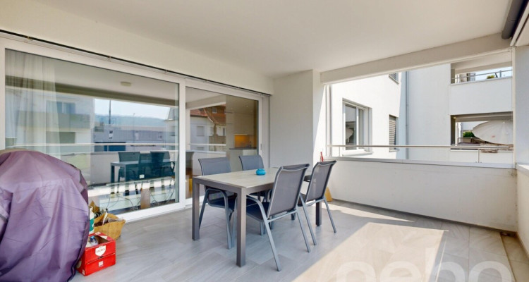 Gepflegte 4.5-Zimmer WHG mit grosszügigem Balkon und zwei TG-Plätzen image 5
