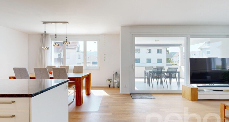 Gepflegte 4.5-Zimmer WHG mit grosszügigem Balkon und zwei TG-Plätzen image 9