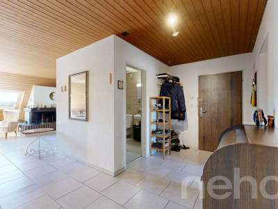 Grosszügige 4.5-Zimmer-Wohnung mit Cheminée, Balkon & Ausbaupotenzial image 5