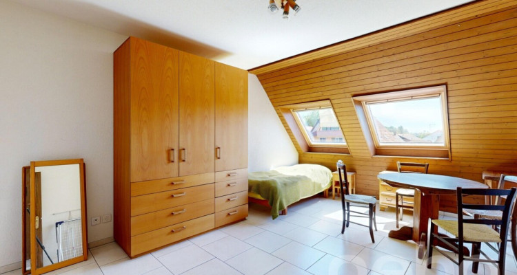 Grosszügige 4.5-Zimmer-Wohnung mit Cheminée, Balkon & Ausbaupotenzial image 8