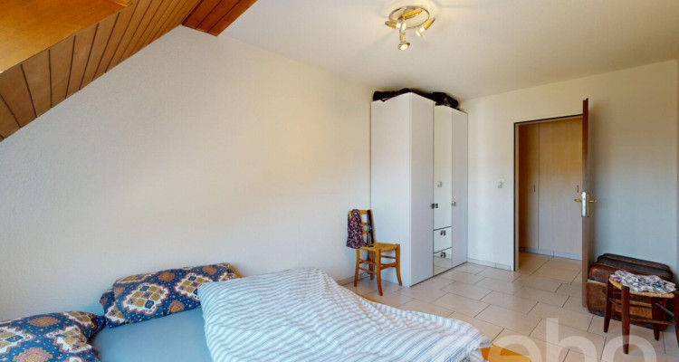 Grosszügige 4.5-Zimmer-Wohnung mit Cheminée, Balkon & Ausbaupotenzial image 9