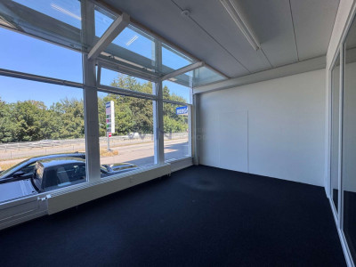 Steuern sparen & durchstarten: Top-Büro + Showroom image 5