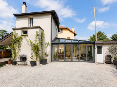 Maison atypique de charme dans un environnement résidentiel recherché image 1