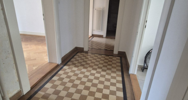 4 pièces au 2ème étage - Rue du Sablon 23 à Morges image 2