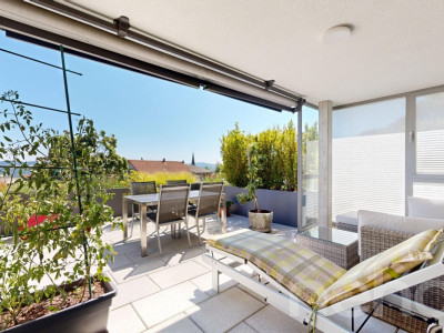 Exklusive 4.5-Zimmer-Terrassenwohnung mit grosszügigem Aussenbereich image 4