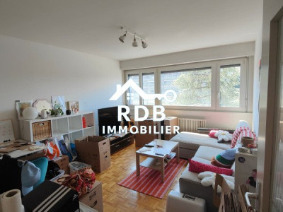 Appartement de 2,5 pièces au 4ème étage à Thônex 1226  image 1