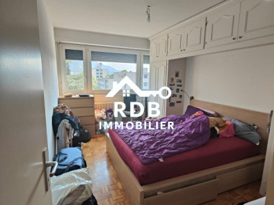 Appartement de 2,5 pièces au 4ème étage à Thônex 1226  image 5