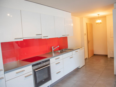 ✨ Martigny Centre – Superbe 2,5 pièces neuf en 2016 + garage-box privé  ✨ image 5