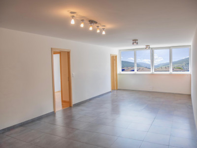 ✨ Martigny Centre – Superbe 2,5 pièces neuf en 2016 + garage-box privé  ✨ image 2