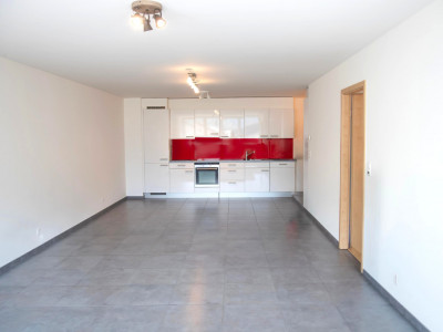 ✨ Martigny Centre – Superbe 2,5 pièces neuf en 2016 + garage-box privé  ✨ image 3