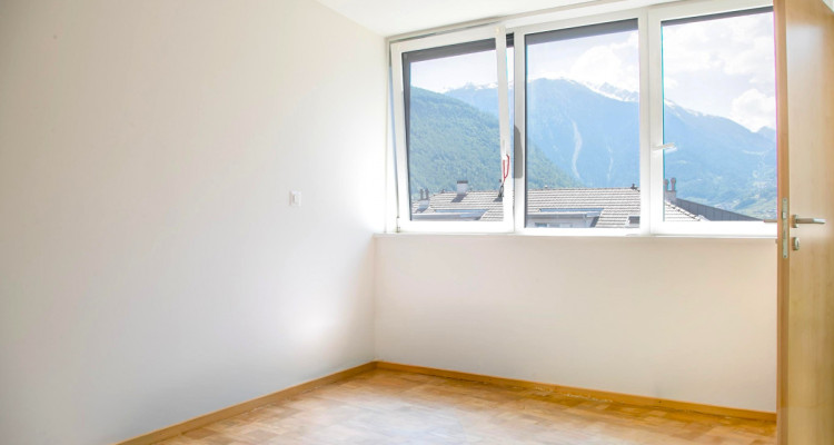 ✨ Martigny Centre – Superbe 2,5 pièces neuf en 2016 + garage-box privé  ✨ image 8