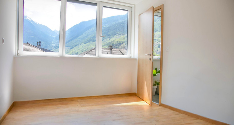 ✨ Martigny Centre – Superbe 2,5 pièces neuf en 2016 + garage-box privé  ✨ image 6