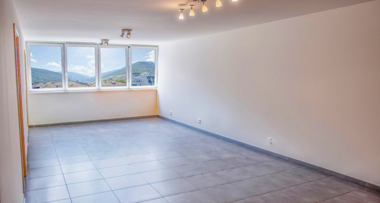✨ Martigny Centre – Superbe 2,5 pièces neuf en 2016 + garage-box privé  ✨ image 7