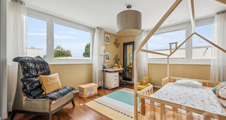 Freistehendes Einfamilienhaus in begehrter Wohnlage Rümlang image 5