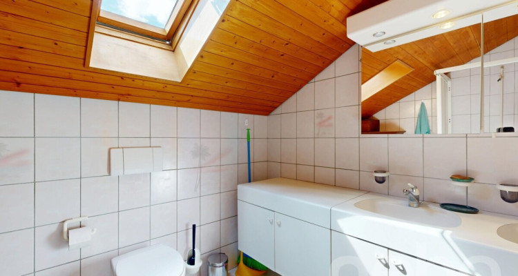 Agréable villa au jardin arboré, sans vis-à-vis image 10