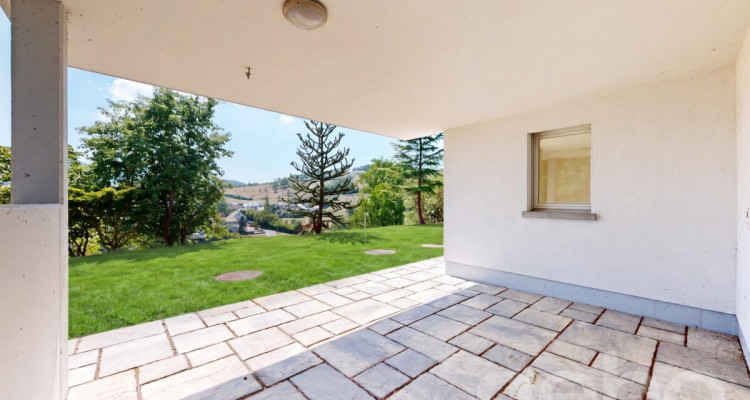 Grosszügiges 6.5Zi-Einfamilienhaus mit Garten und traumhafter Aussicht image 10