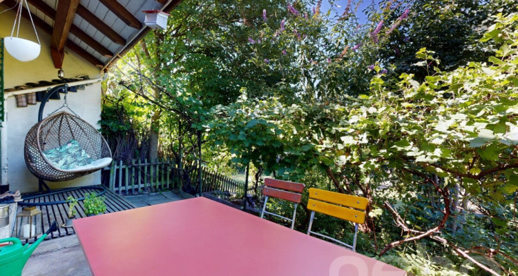 4.5-Zimmer-Reihenhaus mit Garten in begehrter Wohnlage image 12