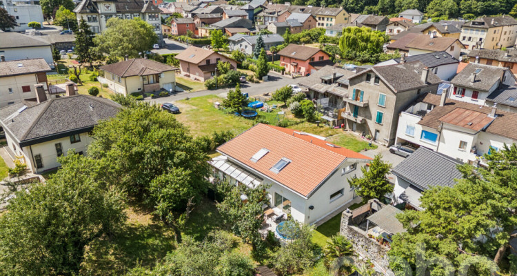 Superbe maison jumelée de 120 m² image 1