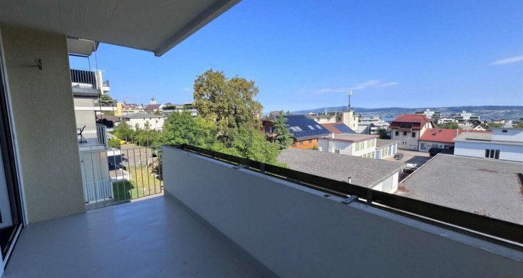 Seesicht-Wohnung inkl. 45 m² Multifunktions-Lager image 1