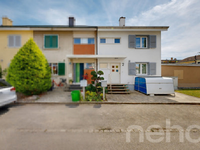 Renoviertes 4.5-Zimmer Reiheneckhaus an familienfreundlicher Lage image 1