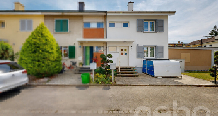 Renoviertes 4.5-Zimmer Reiheneckhaus an familienfreundlicher Lage image 1