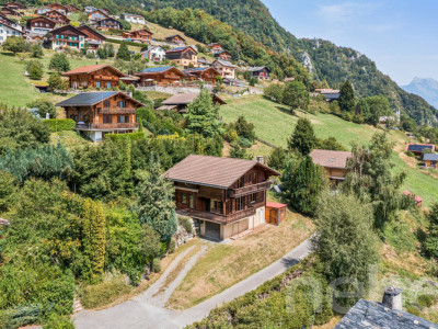 Chalet à Miex : calme absolu et vue panoramique sur les montagnes image 1