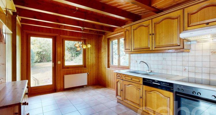 Chalet à Miex : calme absolu et vue panoramique sur les montagnes image 4