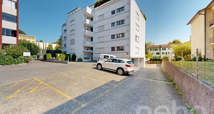 Zentrale 2.5-Zimmer-Wohnung mit Parkplatz und Potenzial image 10