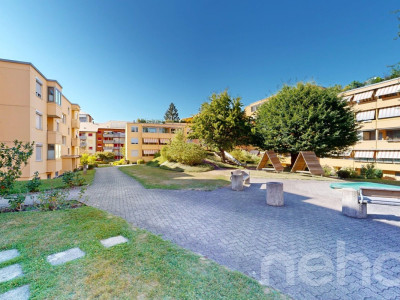 Attraktive 3.5-Zimmer-Wohnung mit teilweisem Seeblick in Horgen image 1