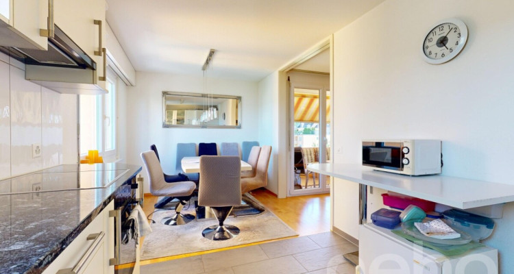 Attraktive 3.5-Zimmer-Wohnung mit teilweisem Seeblick in Horgen image 7