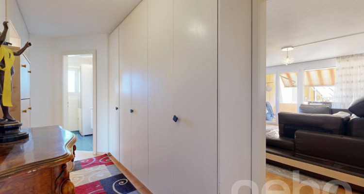 Attraktive 3.5-Zimmer-Wohnung mit teilweisem Seeblick in Horgen image 12