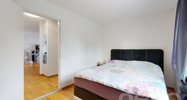 Grosszügige 4.5-Zimmer-Wohnung mit viel Potenzial an ruhiger Lage image 9