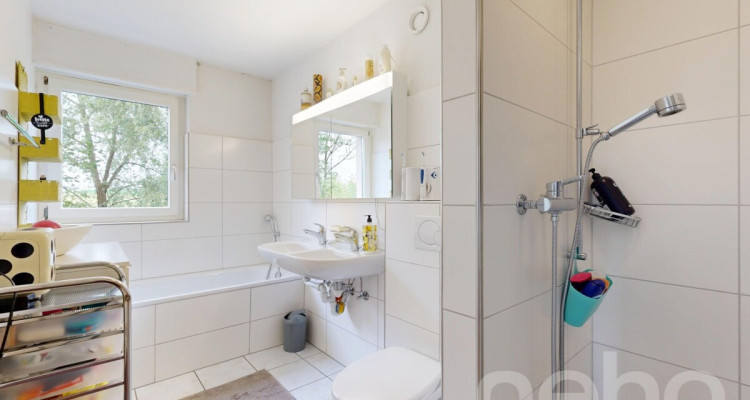 Grosszügige 4.5-Zimmer-Wohnung mit viel Potenzial an ruhiger Lage image 11