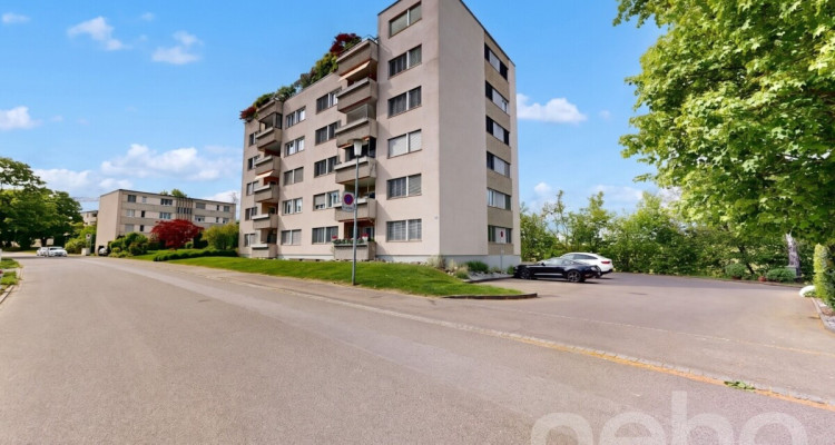 Grosszügige 4.5-Zimmer-Wohnung mit viel Potenzial an ruhiger Lage image 12