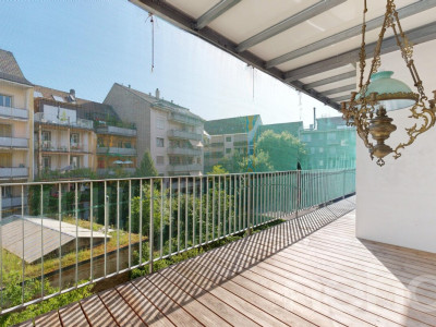 Stylisches Loft-Wohngefühl mit zwei Balkonen in Basel image 1