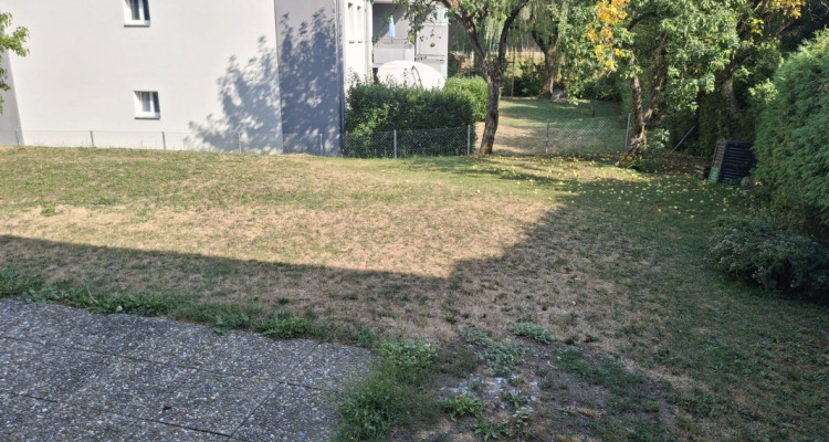 Charmant 4.5 pièces atypique de 95 m² sur 2 étages – Esprit maison individuel image 5