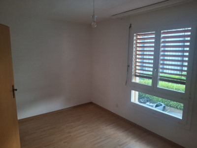 Lumineux et spacieux 3.5 pièces de 81 m² à Avenches - vue sur le château image 9